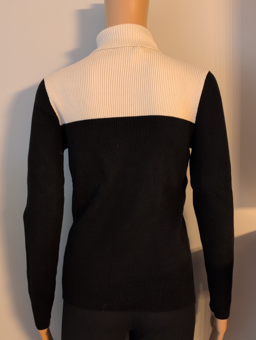 Lauren Ralph Lauren Black Ivory Colorblock Ribbed Turtleneck Sweater Large - Picture 9 of 14